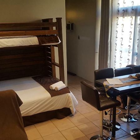 Villa Mikamora Johannesburg Ngoại thất bức ảnh